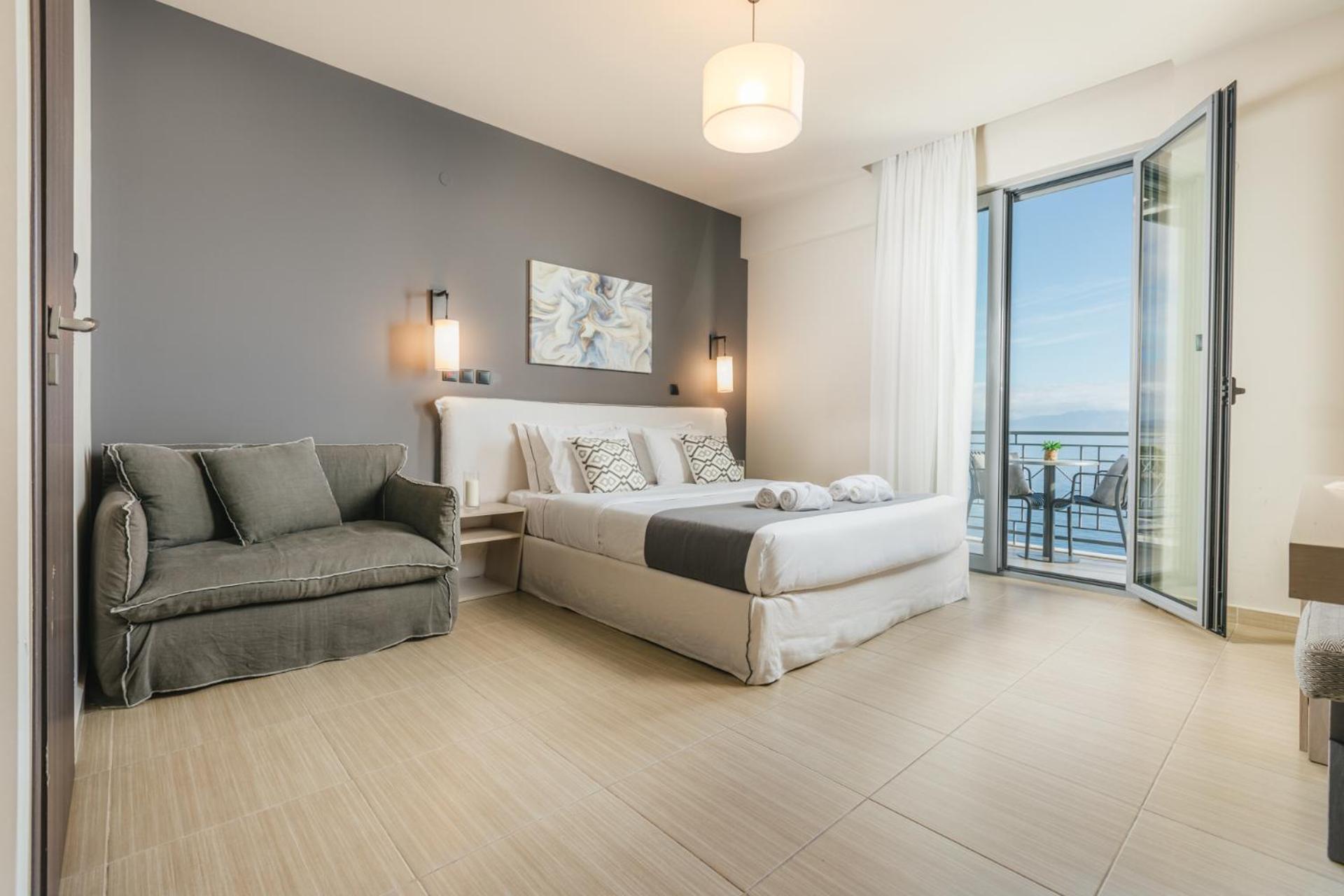 Infinity Hotel Gytheio Buitenkant foto